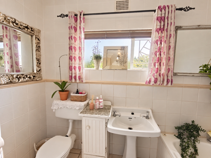 5 Bedroom Property for Sale in Universitas Free State